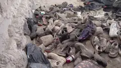 Sapatos no "Rancho Izaguirre"