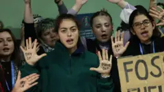 COP29-da etiraz edən fəallar