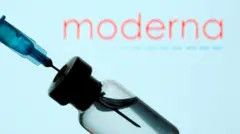 Ống tim vaccine Moderna