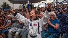 Las imágenes del riesgoso y emotivo regreso de los astronautas de Artemis II a la Tierra