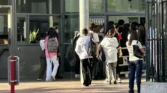 Fransa'da okullar 4 Eylül'de açıldı