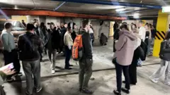 люди в убежище в Вильнюсе