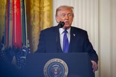 トランプ氏がイラン攻撃の四つの「目標」を説明