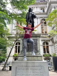 خالد إمام، وهو زميل تدريسٍ مصري يبلغ من العمر 30 عامًا في كلية كينيدي بجامعة هارفارد