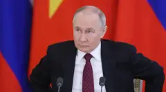 Vladimir Putin Volodimir Zelenski Zelensky Vladimir Zelensky Rusiya Moskva Ukrayna Kiyev Kiev siyasət 