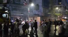 শনিবার সন্ধ্যায় জাতীয় পার্টির কার্যালয়ের সামনে আবারো হামলার ঘটনা ঘটে