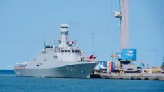 Markabka dagaal ee Turkiga ee yimid Muqdisho