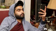 પ્રતીકાત્મક તસવીર