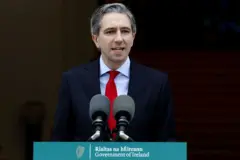 سايمون هاريس رئيس وزراء أيرلندا يعلن اعتراف بلاده بفلسطين والذي جرى متزامنا في الدول الثلاث أيرلندا وإسبانيا والنرويج.