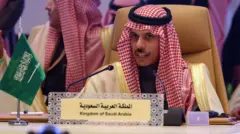 विदेश मंत्री प्रिंस फ़ैसल बिन फ़रहान 