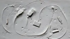 የተቀበረ የቻርጀር ገመድ