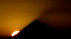 طلوع خورشید بر فراز دماوند