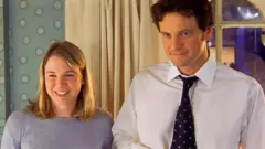 Renée Zellweger e Colin Firth em cena do filme original