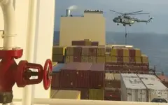 Высадка десанта на сухогруз