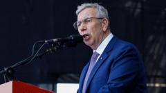 Mansur Yavaş iddialara yanıt verdi: 'Para yemiyoruz, haram yemiyoruz'