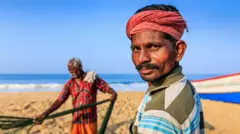 ગુજરાતમાં દક્ષિણ ગુજરાત અને સૌરાષ્ટ્રના માછીમારો વચ્ચે વિવાદ બાદ મામલો ચર્ચાનું કેન્દ્ર બન્યો છે