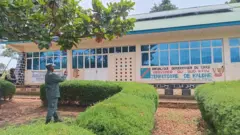 Ku wa gatatu abarwanyi ba M23 babonetse ku biro bikuru bya teritwari ya Karehe 