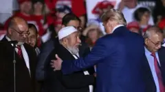 Trump iyo Muslimiinta