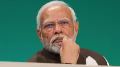 प्रधानमंत्री नरेंद्र मोदी