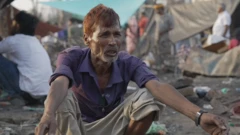 અહીં 261 ઝૂંપડીઓ સંપૂર્ણપણે બળી ગઈ લખનૌ આગ દુર્ઘટનામાં ઘર ગુમાવનારા લોકોએ જણાવ્યું કે ફાયર બ્રિગેડ બે કલાક પછી પહોંચી