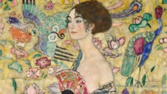 "Dama con abanico" de Gustav Klimt, 1918.