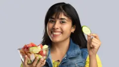 ઇન્ટરમિટન્ટ ફાસ્ટિંગ એટલે શું, તે કેવી રીતે કરવામાં આવે, ઇન્ટરમિટેન્ટ ફાસ્ટિંગના ફાયદા અને નુકસાન, હૃદયરોગની બીમારી વાળા ડાયાબિટીક કે સ્મોકિંગ કરનારાઓએ ઇન્ટરમિટન્ટ ફાસ્ટિંગ કરવું જોઈએ, બીબીસી ગુજરાતી સાથે સમજો, બીબીસી ગુજરાતી 