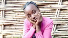 Shamarreen Yunivarsitii Jimmaarraa 'Social work'dhaan eebbifamuu himte kuni qaama miidhamtuu ta'u BBC'f himte