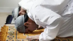 நோன்பு என்றால் என்ன? இஸ்லாத்தின் ஐந்து கடமைகளில் ஒன்றாக அது எப்படி மாறியது? 