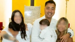 Victor Henrique de Oliveira Shimada em uma foto com sua família, que aparece com o rosto borrado.