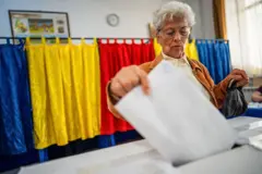 Голосование на участке в Румынии