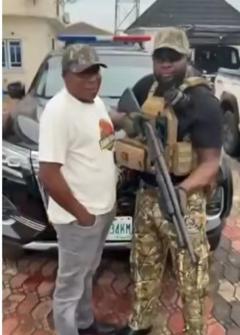 Ìgbésẹ̀ tó dáa ni ikọ̀ Ìrù Ẹkùn ti Sunday Igboho dá sílẹ̀, àmọ́ ìbọn kò gbọdọ̀ di tọ́rọ́ fọ́n kálé láàrin ilú - Onímọ̀ ààbò