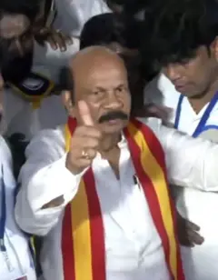  மு.க ஸ்டாலினை வீழ்த்திய வி.எஸ். பாபு யார்?