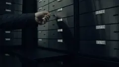 ব্যাংকের লকার