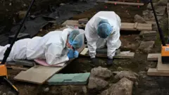 Стручњаци спроводе ископавања у Туаму, у округу Голвеј у Ирској