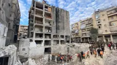Halep'te yıkılmış bina 