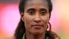 Atileet Galatee dhihoo miidiyaatti baatee komii ishee dhiheessite