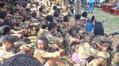 Hidhattoota 'WBO' tibbana Wallagga Bahaa aanaa Giddaa Ayyaanaatti karaa nagaa mootummaatti harka kennatan