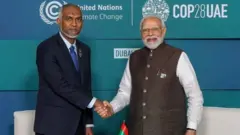 मुइज़्ज़ू और पीएम मोदी 