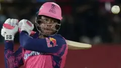 પ્રતીકાત્મક તસવીર