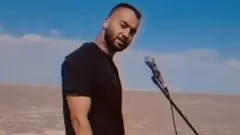 عکس از موزیک ویدئوی توماج صالحی