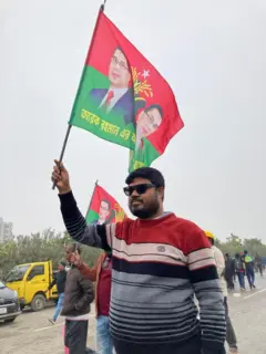 সড়কে বিএনপি নেতাকর্মীরা