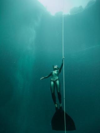 Apnea: las increíbles fotos de la colombiana Sofía Gómez Uribe desde el