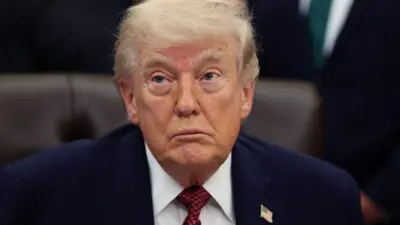 डोनाल्ड ट्रंप