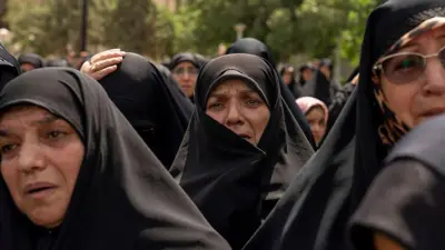 ईरान में अब ऐसे लोगों को गिरफ़्तार करके सज़ा दी जा रही है जिन पर जासूसी का शक है