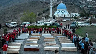 بیش از نیمی از تلفات غیرنظامیان مربوط به حملات هوایی ۱۶ مارچ نیروهای نظامی پاکستان بر شفاخانه تداوی معتادین امید در کابل بوده است