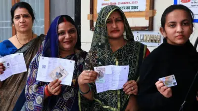 Women are standing in line to cast their votes for the Rajasthan Assembly elections in Jaipur, Rajasthan, India, on November 25, 2023.
