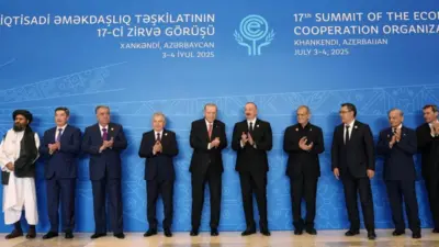 هفدهمین اجلاس رهبران سازمان همکاری اقتصادی (اکو) در خانکندی جمهوری آذربایجان برگزار شده است