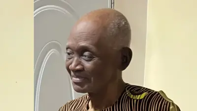 Foto Davis Offor a ma ama dịka Clarus n'ejije New Masquerade