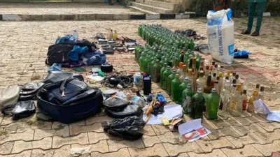 Awon nnkan tawọn ọlọpaa ṣafihan pe awọn gba lọwọ awọn afurasi naa.