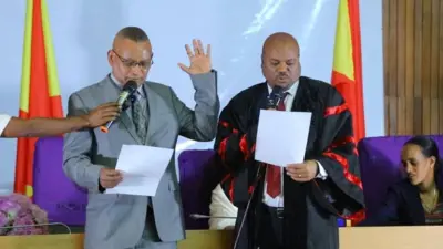 Dura Taa'aa TPLF kan ta'an Dr Dabratsiyoon G/Mikaa'el yeroo waadaa seenan 